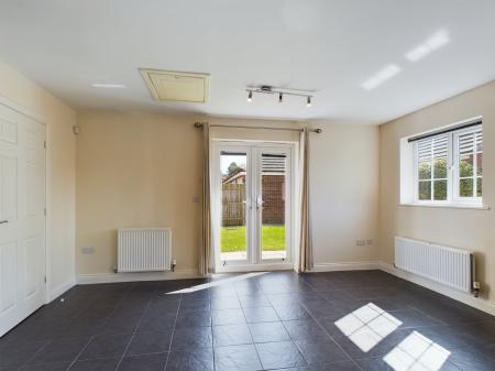 4 bedroom Detached house to let in Bogs Lane, Harrogate, HG1