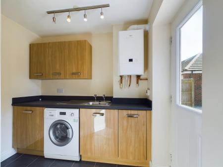 4 bedroom Detached house to let in Bogs Lane, Harrogate, HG1