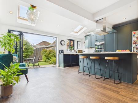 3 bedroom Semi-detached house to let in St Johns Drive, Harrogate, HG1