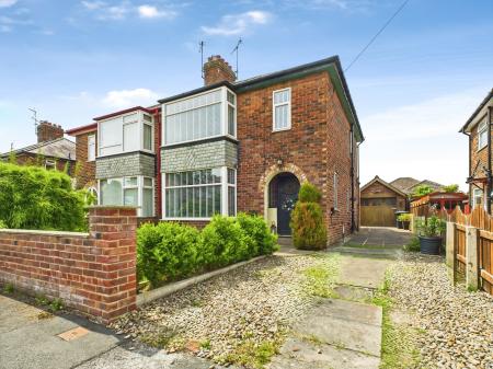St Johns Drive, Harrogate, HG1