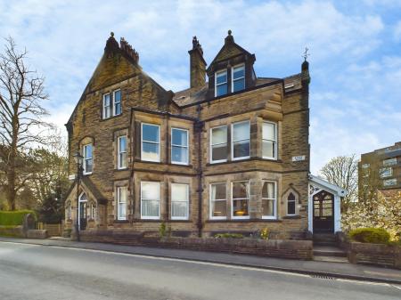 Victoria Road, Harrogate, HG2