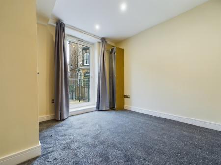 2 bedroom Apartment to let in Montpellier Road, Harrogate, HG1