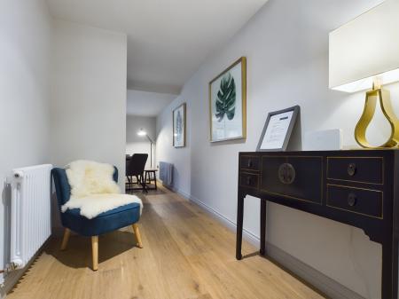 2 bedroom Flat to let in Kings Road, Harrogate, HG1