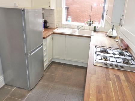 2 bedroom Flat to let in St Georges Road, Harrogate, HG2