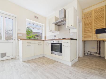 3 bedroom Terraced House to let in Heathfield Drive, Knaresborough, HG5