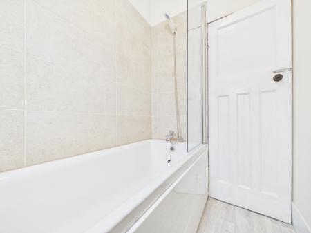 3 bedroom Terraced House to let in Heathfield Drive, Knaresborough, HG5