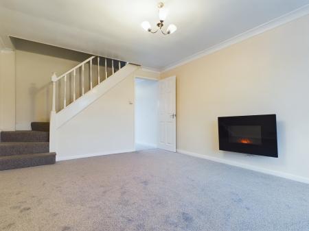 2 bedroom Town house to let in Stonebeck Avenue, Harrogate, HG1