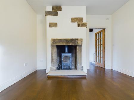 5 bedroom Semi-detached house to let in Burley Bank Road, Killinghall, HG3