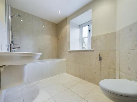 5 bedroom Semi-detached house to let in Burley Bank Road, Killinghall, HG3