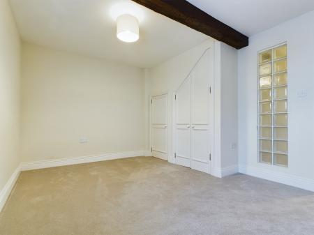 5 bedroom Semi-detached house to let in Burley Bank Road, Killinghall, HG3