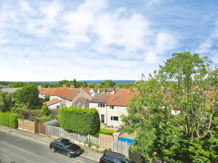 1 bedroom House share to let in College Street, Harlow Hill Working Mens, Harrogate, HG2