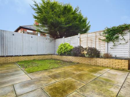 3 bedroom Semi-detached house to let in St Johns Road, Harrogate, HG1
