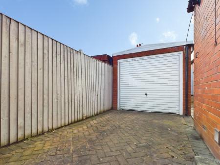 3 bedroom Semi-detached house to let in St Johns Road, Harrogate, HG1