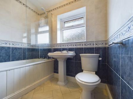 3 bedroom Semi-detached house to let in St Johns Road, Harrogate, HG1