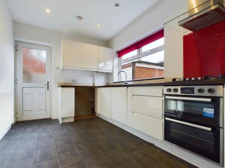 3 bedroom Semi-detached house to let in St Johns Road, Harrogate, HG1