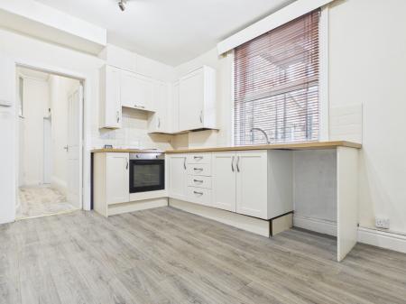 1 bedroom Flat to let in Hyde Park Road, Harrogate, HG1