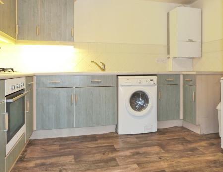 2 bedroom Flat to let in Low Mill Court, Shaw Mills, HG3