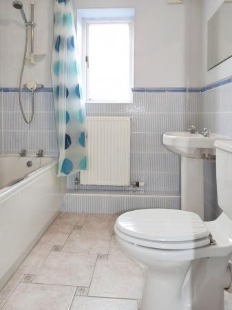 2 bedroom Flat to let in Low Mill Court, Shaw Mills, HG3