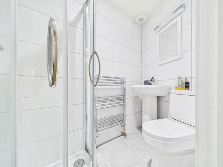 2 bedroom Flat to let in Cold Bath Road, Harrogate, HG2