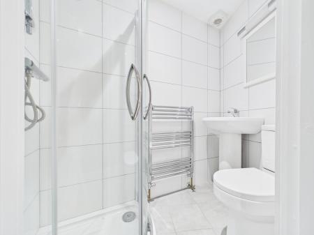 2 bedroom Flat to let in Cold Bath Road, Harrogate, HG2
