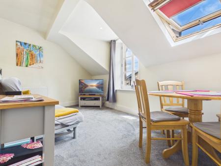 2 bedroom Flat to let in Cold Bath Road, Harrogate, HG2