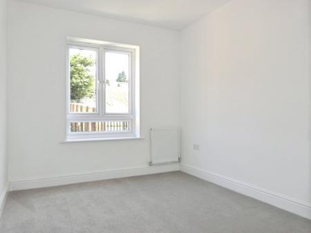 3 bedroom Semi-detached house to let in Orchid Gardens, Beckwithshaw, HG3