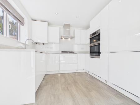 3 bedroom Semi-detached house to let in Orchid Gardens, Beckwithshaw, HG3