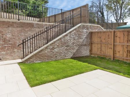 3 bedroom Semi-detached house to let in Orchid Gardens, Beckwithshaw, HG3