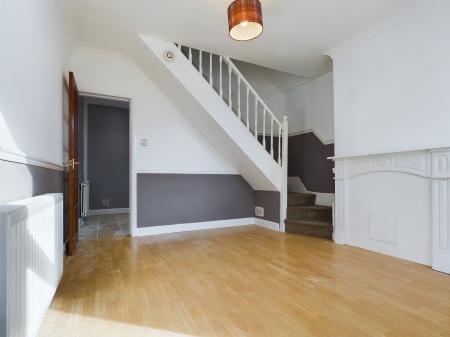 2 bedroom Terraced House to let in Diamond Place, Starbeck, Harrogate, HG1
