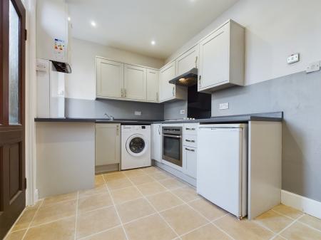 2 bedroom Terraced House to let in Diamond Place, Starbeck, Harrogate, HG1