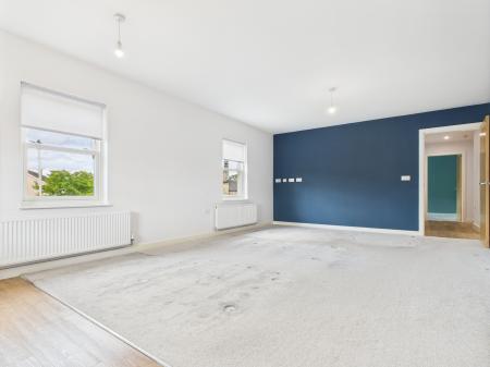 2 bedroom Flat to let in Ripon Road, Killinghall, HG3