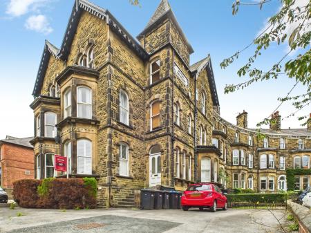 Leeds Road, Harrogate, HG2
