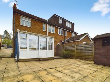2 bedroom Semi-detached house to let in Kent Drive, Harrogate, HG1