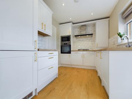 2 bedroom Semi-detached house to let in Kent Drive, Harrogate, HG1