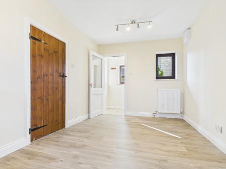 2 bedroom Cottage to let in Menwith Hill, Harrogate, HG3