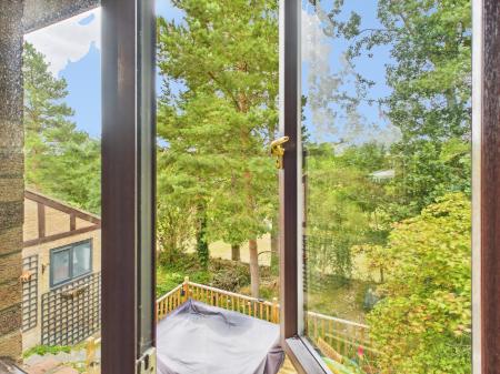 4 bedroom Detached house to let in Laverton Gardens, Harrogate, HG3
