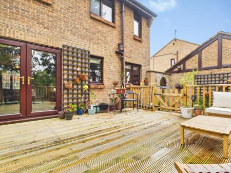 4 bedroom Detached house to let in Laverton Gardens, Harrogate, HG3
