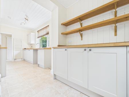 3 bedroom Semi-detached house to let in Manor Road, Knaresborough, HG5