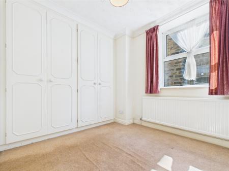 1 bedroom Flat to let in East Parade, Harrogate, HG1