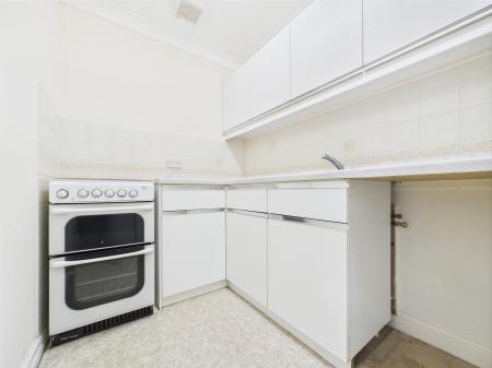 1 bedroom Flat to let in East Parade, Harrogate, HG1
