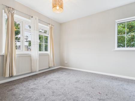 1 bedroom Semi-detached house to let in Sycamore Drive, Harrogate, HG2