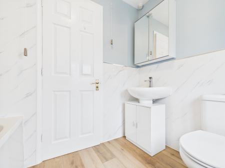 1 bedroom Semi-detached house to let in Sycamore Drive, Harrogate, HG2