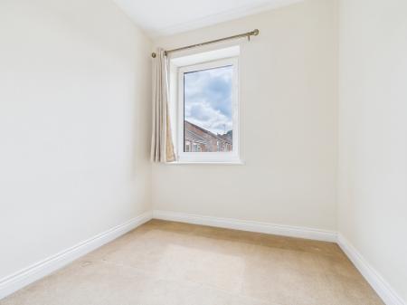 3 bedroom Semi-detached house to let in Park House Green, Harrogate, HG1