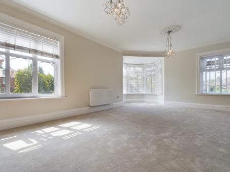 3 bedroom Duplex to let in South Drive, Harrogate, HG2