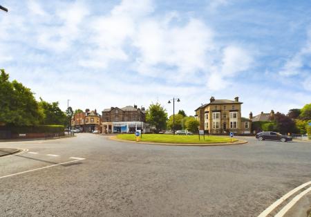 3 bedroom Duplex to let in South Drive, Harrogate, HG2