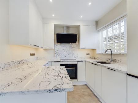3 bedroom Duplex to let in South Drive, Harrogate, HG2