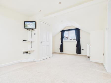 3 bedroom Semi-detached bungalow to let in Forest Grove, Harrogate, HG2