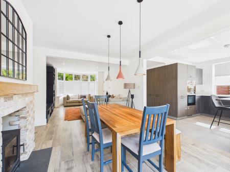 4 bedroom Semi-detached house to let in The Parade, Harrogate, HG1
