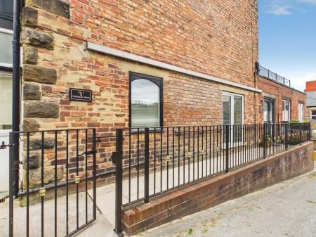 1 bedroom Flat to let in Cheltenham Mount, Harrogate, HG1