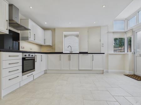1 bedroom Flat to let in Cheltenham Mount, Harrogate, HG1
